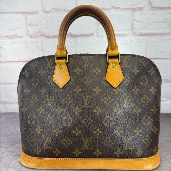 Louis Vuitton Monogram Alma Pm Handbag - Picture 2 of 13